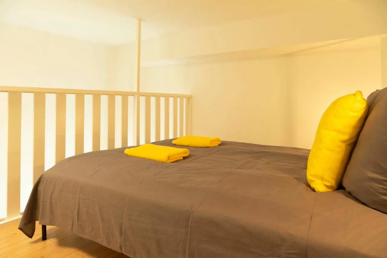 Cosy Loft Style Apartment In Berlin Wilmersdorf 0*,